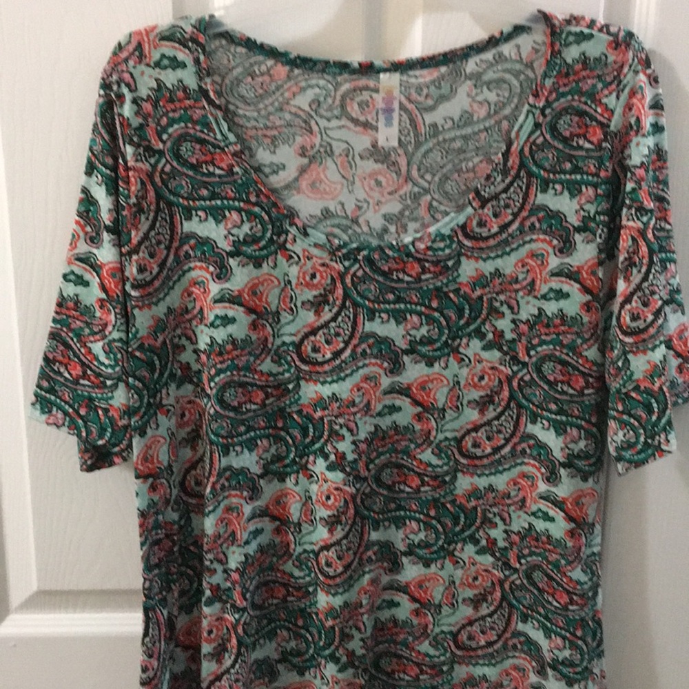Lularoe perfect tee